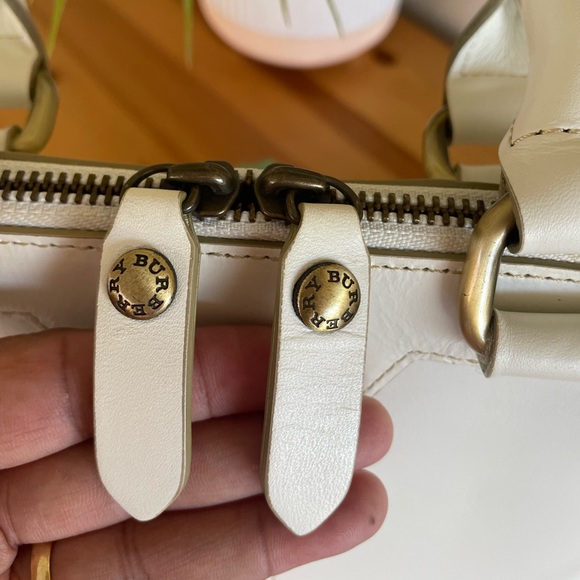 Authentic Burberry tote bag💛💛💛 - Picture 11 of 15